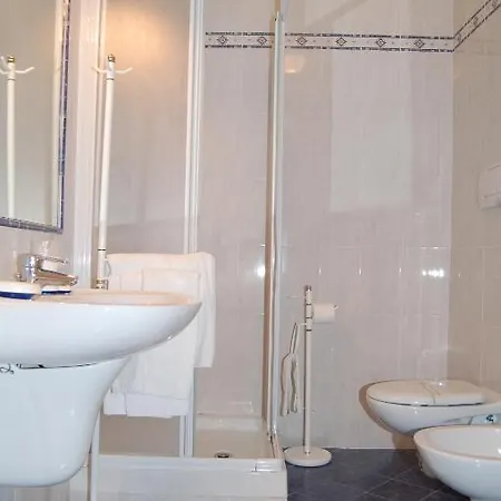 Hotel Broglia 4*