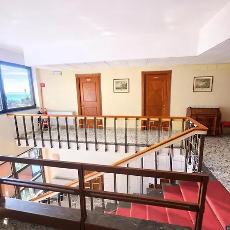 Hotel Broglia 4*