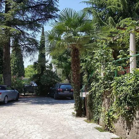 Broglia Hotel