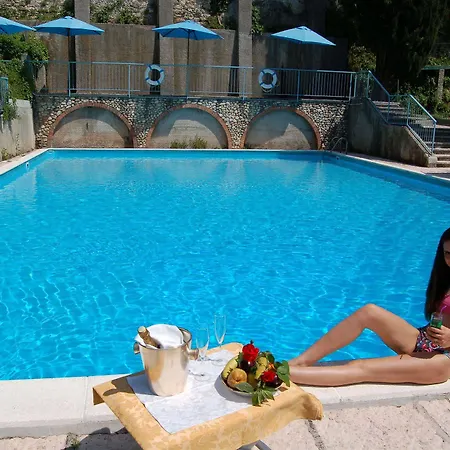Broglia Sirmione