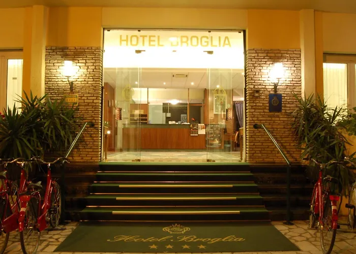 Hotell Broglia 4*